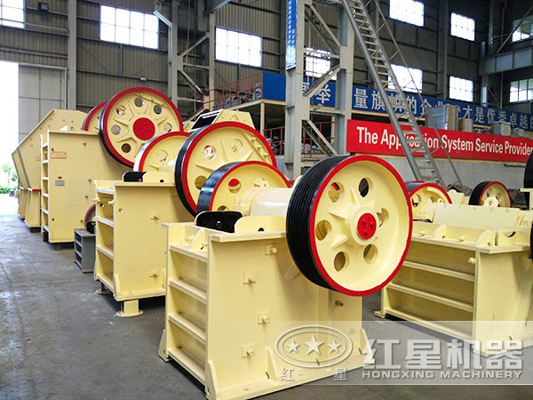 葉臘石破碎機服務(wù)