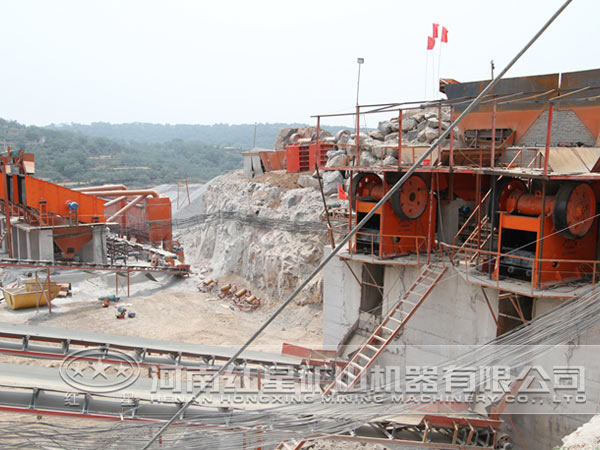 砂石生產線作業現場 砂石生產線作業現場