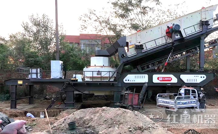 移動(dòng)式新型制砂生產(chǎn)線適合場(chǎng)地不固定的客戶使用 移動(dòng)式新型制砂生產(chǎn)線適合場(chǎng)地不固定的客戶使用